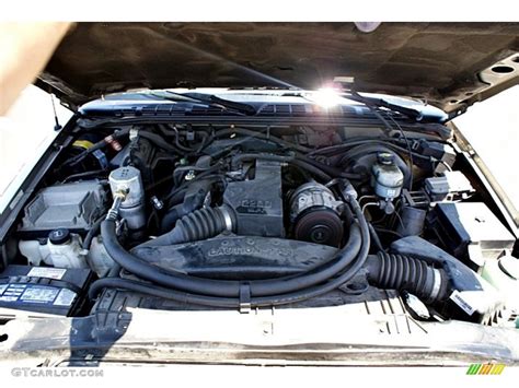 2002 Chevrolet S10 engine