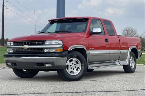 2002 Chevrolet Silverado 2500 photo