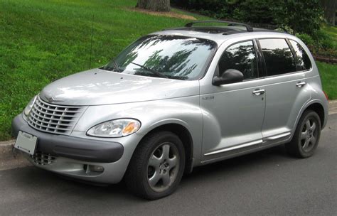 2002 Chrysler Pt cruiser photo