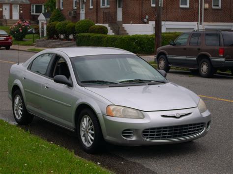 2002 Chrysler Sebring sedan photo