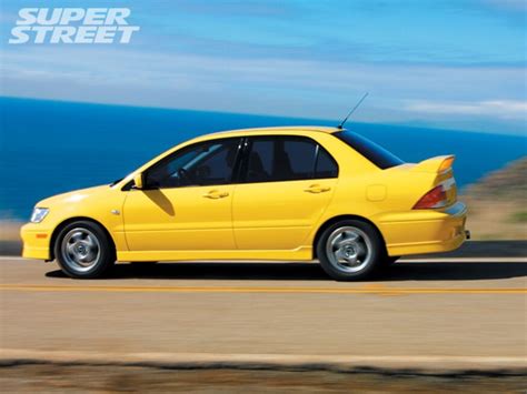 2002 Dodge Lancer photo