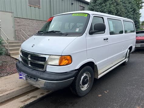 2002 Dodge Ram wagon engine