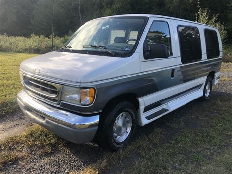 2002 Ford Econoline