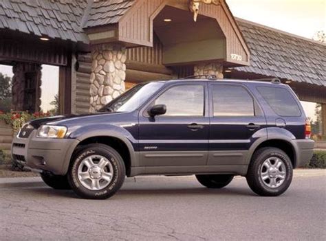 2002 Ford Escape photo