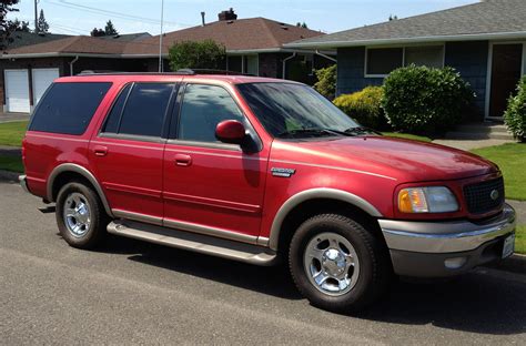 2002 Ford Expedition photo