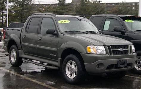 2002 Ford Explorer sport trac photo