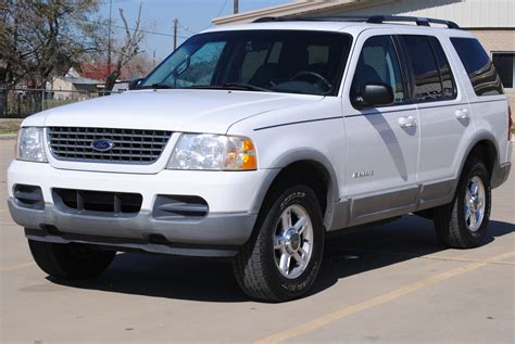 2002 Ford Explorer photo