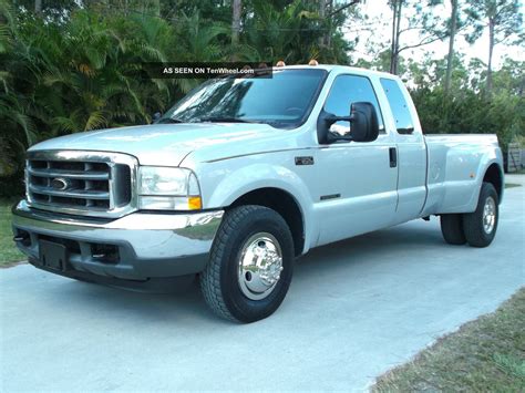 2002 Ford F-350 engine