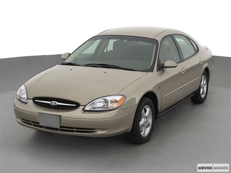 2002 Ford Taurus photo