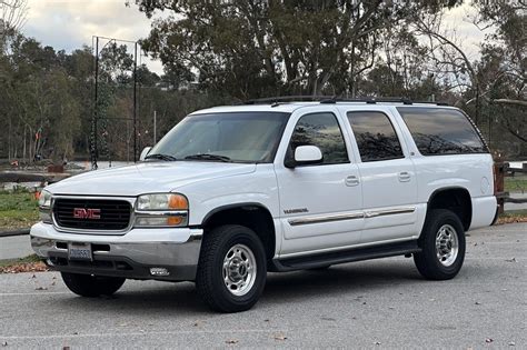 2002 Gmc Yukon xl 1500 photo