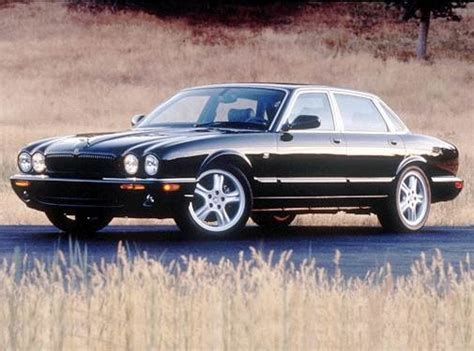 2002 Jaguar Xjs photo