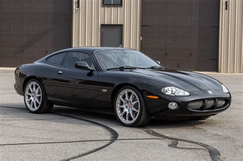 2002 Jaguar Xkr photo