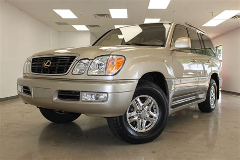 2002 Lexus Lx470 photo