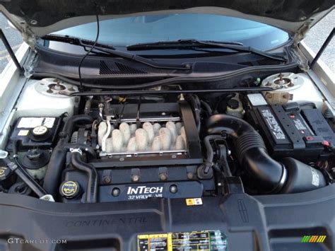 2002 Lincoln Continental engine