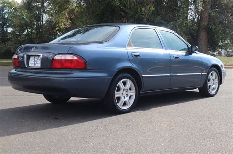 2002 Mazda 626 photo