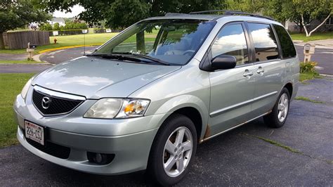 2002 Mazda Mpv photo