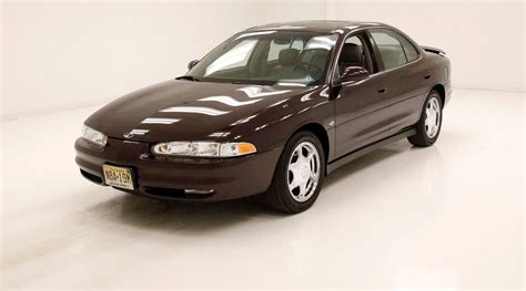 2002 Oldsmobile Intrigue photo