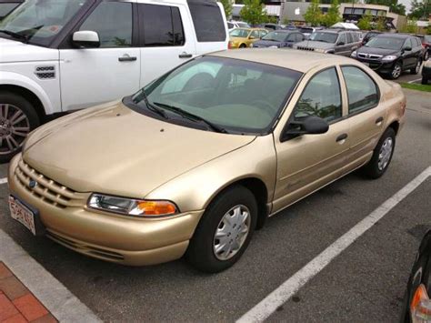 2002 Plymouth Breeze photo