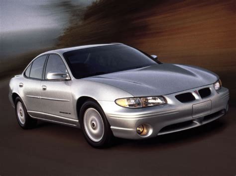 2002 Pontiac Grand prix photo