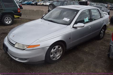 2002 Saturn Ls photo