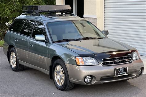 2002 Subaru Outback photo