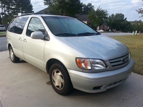 2002 Toyota Sienna