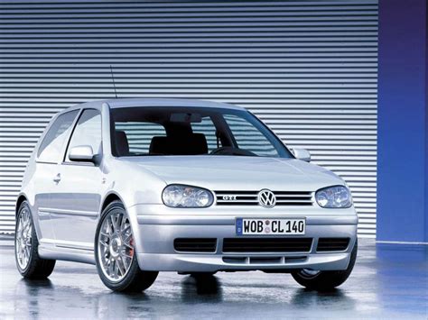 2002 Volkswagen Golf photo