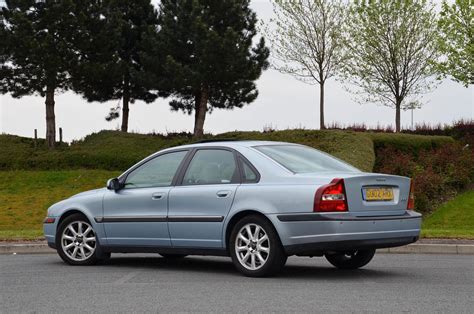 2002 Volvo S80 photo