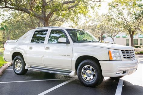 2003 Cadillac Escalade ext 1500 photo