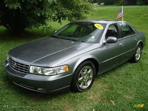 2003 Cadillac Sts photo