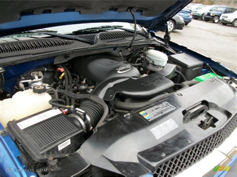 2003 Chevrolet Avalanche 1500 engine