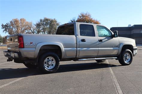 2003 Chevrolet Silverado photo