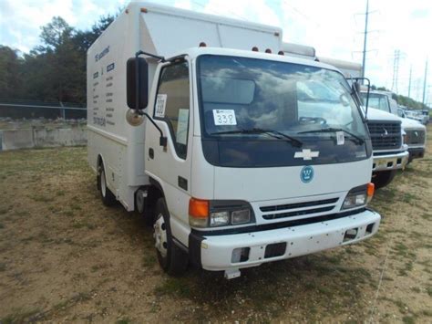 2003 Chevrolet W4500 photo