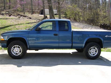 2003 Dodge Dakota photo