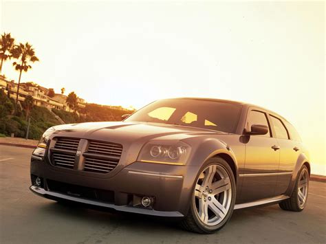 2003 Dodge Magnum photo