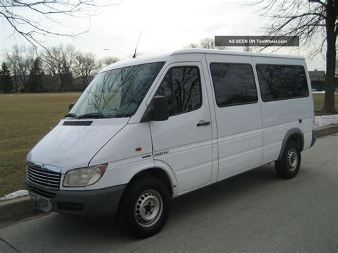 2003 Dodge Sprinter photo