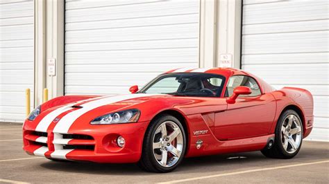 2003 Dodge Viper photo