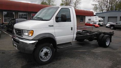 2003 Ford E-550 engine