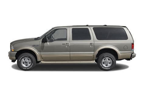 2003 Ford Excursion photo