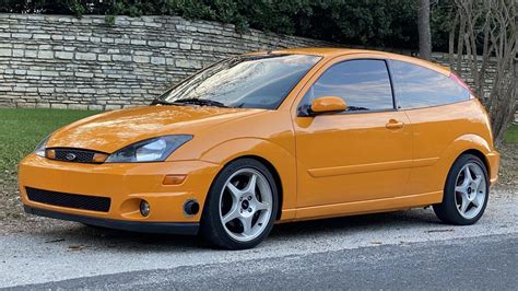 2003 Ford Focus photo