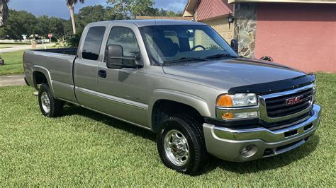 2003 Gmc Sierra 2500 hd photo