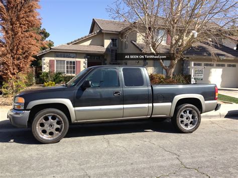 2003 Gmc Sierra photo