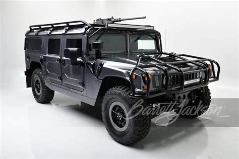 2003 Hummer H1 photo