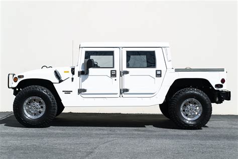 2003 Hummer H1 photo