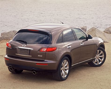 2003 Infiniti Fx photo