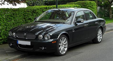 2003 Jaguar Xjv8 photo