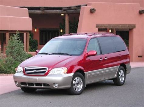 2003 Kia Sedona photo