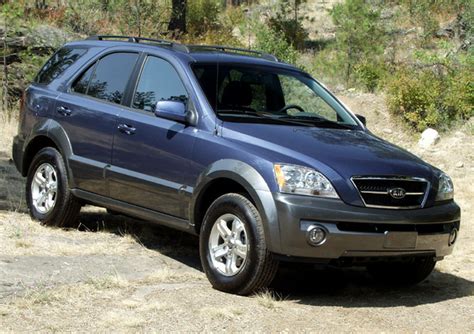 2003 Kia Sorento photo