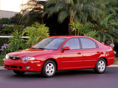 2003 Kia Spectra photo