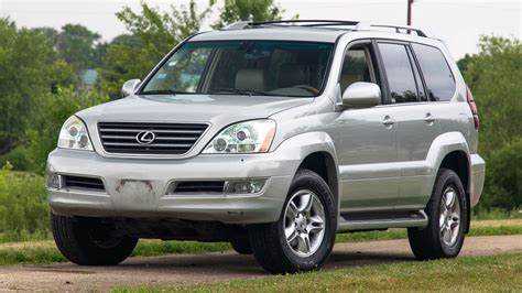 2003 Lexus Gx photo